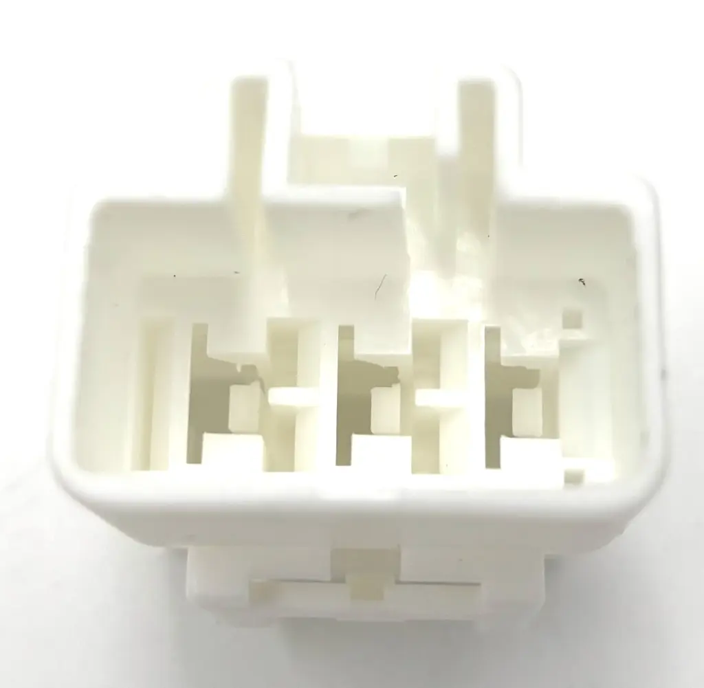 3 pin connector (M) alternator bovenaanzicht.webp